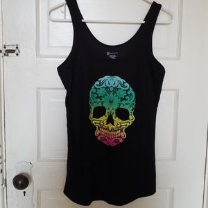 Black skull tank top
